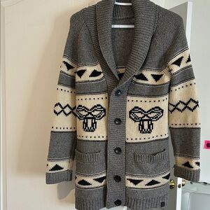 TNA 100% Lambswool Sweater size L